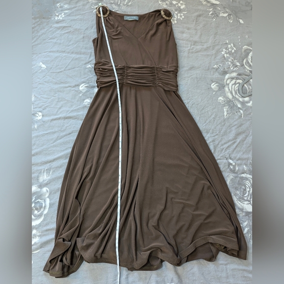 Vintage Fit To Flare Dress - Picture 6 of 8